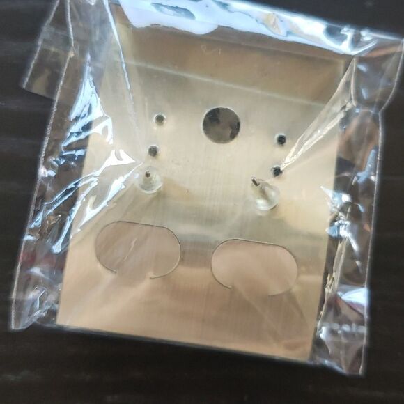 NWT Playboy Bunny Rhinestone Stud Pierced Earrings - Fashion Jewelry - Picture 3 of 3